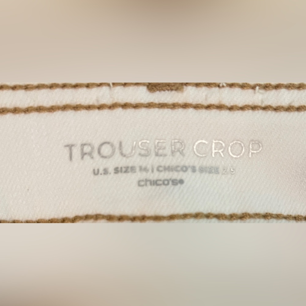 Chico's White Trouser Crop Pants - Picture 4 of 5